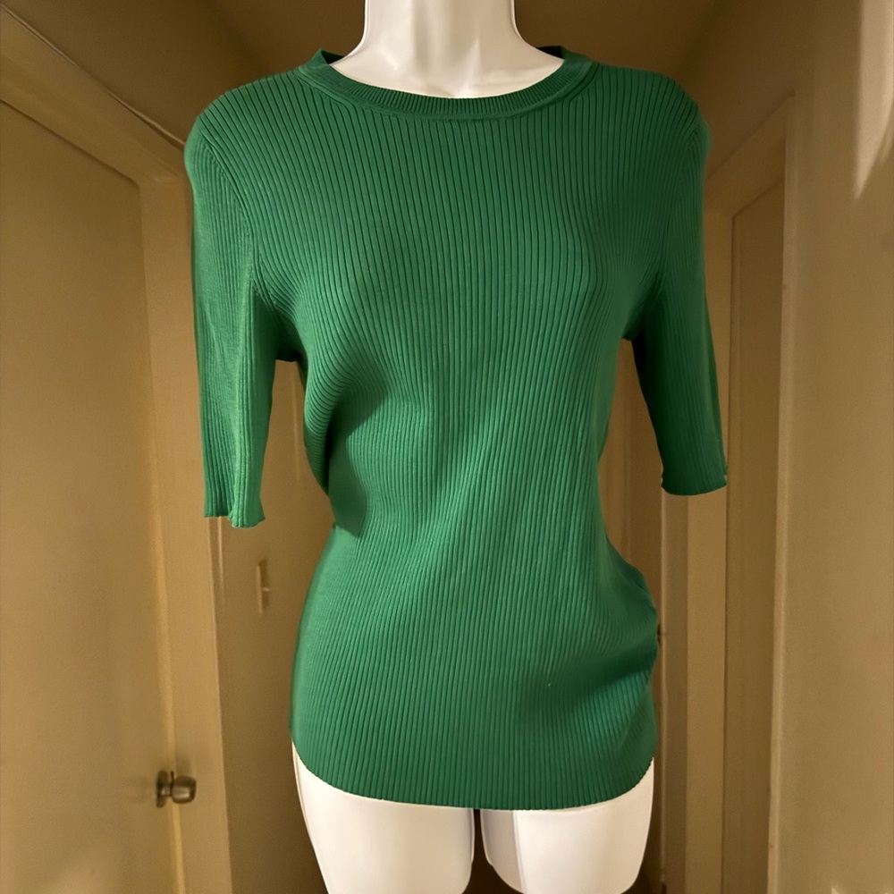 Banana Republic Green Ribbed Knit 3/4 Sleeve Top - NWT - Size M